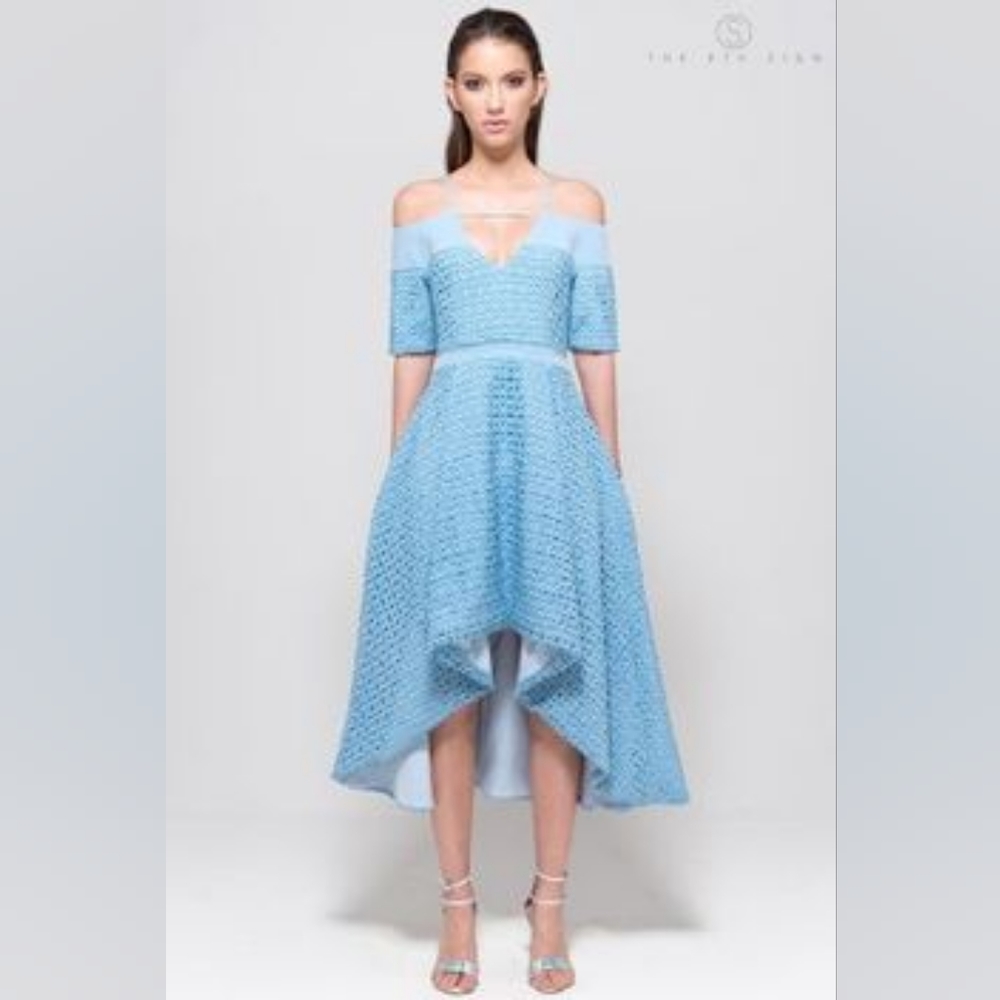The 8th sign hibiscus lace full skirt dress blue dress size 6